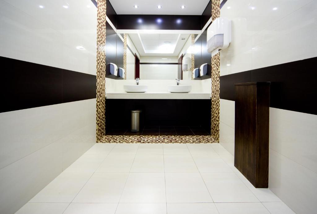 Hotel Centrum Квидзын Экстерьер фото